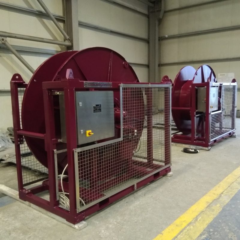 ARRAY WINCHES